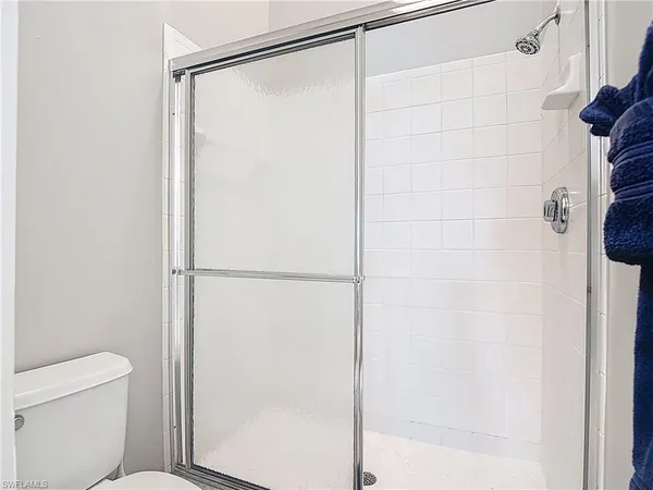 $2,200 | 4970 Deerfield Way, Unit F203, Naples, FL 34110