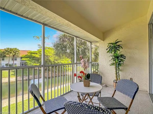 $2,200 | 4970 Deerfield Way, Unit F203, Naples, FL 34110