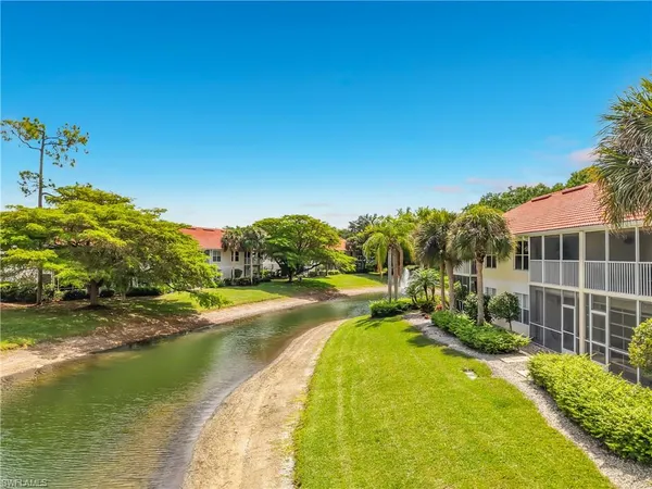 $2,200 | 4970 Deerfield Way, Unit F203, Naples, FL 34110