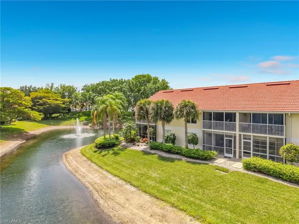 $2,200 | 4970 Deerfield Way, Unit F203, Naples, FL 34110