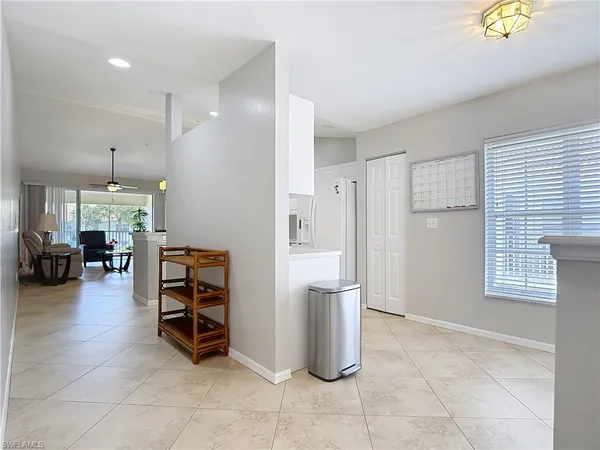 $2,200 | 4970 Deerfield Way, Unit F203, Naples, FL 34110