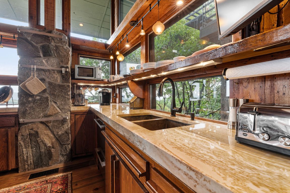 1210 King Gap Road Highlands, NC 28741 - Photo 29 of 98 Gallery Image 29