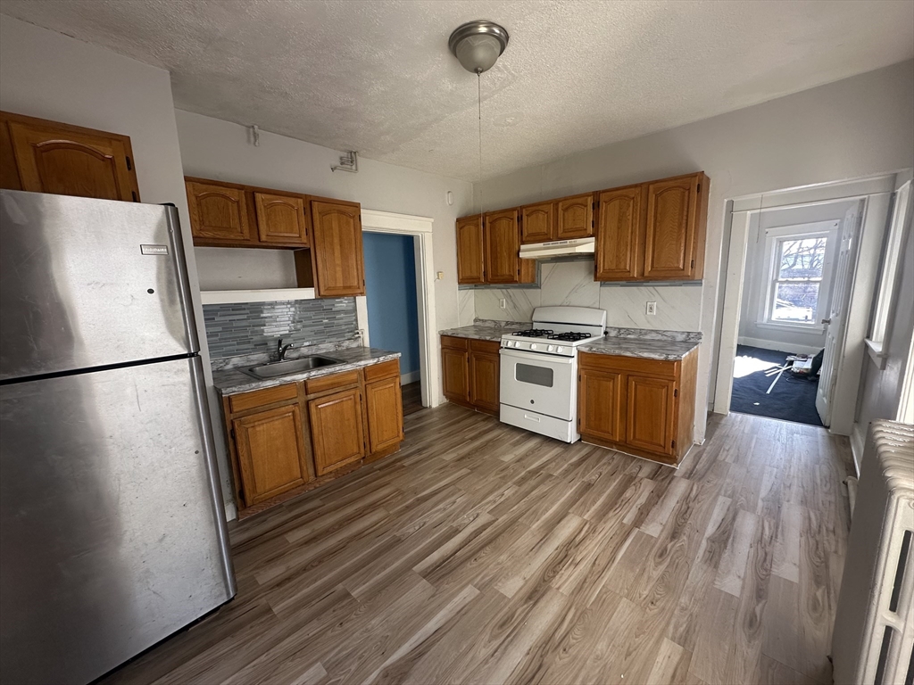 124 Kendall Street, Unit 2 Framingham, MA 01702 - Photo 16 of 19