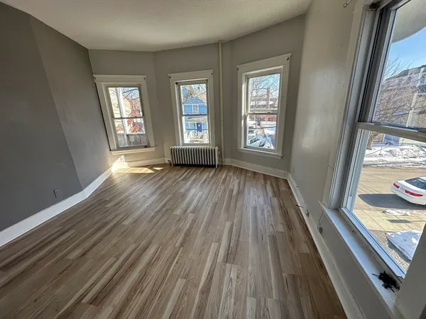 $2,400 | 124 Kendall Street, Unit 2, Framingham, MA 01702