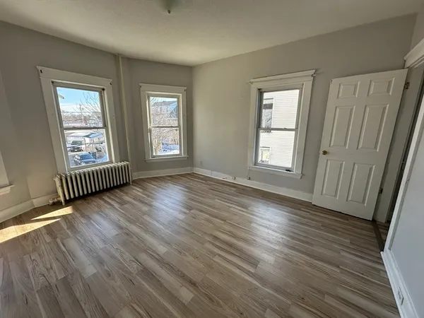 $2,400 | 124 Kendall Street, Unit 2, Framingham, MA 01702