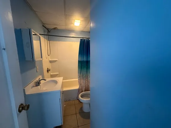 $2,400 | 124 Kendall Street, Unit 2, Framingham, MA 01702