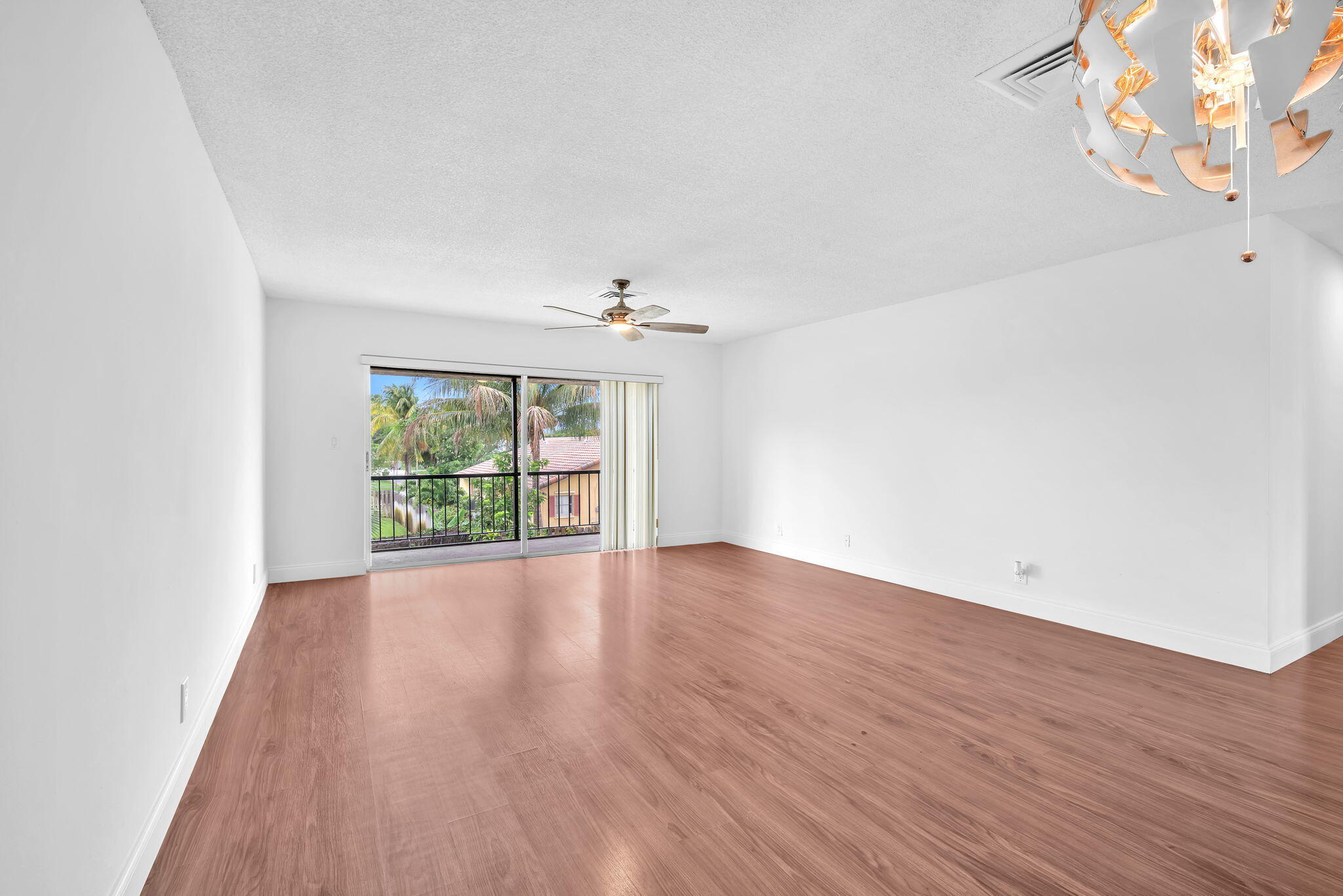8900 West Sample Road, Unit 204 Coral Springs, FL 33065 - Photo 8 of 28 5-web-or-mls-DSC01748