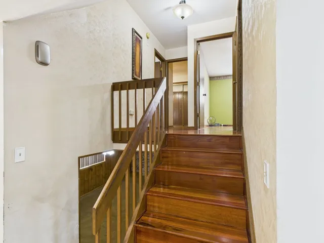 $305,000 | 1200 Jacqueline Drive, Crete, IL 60417