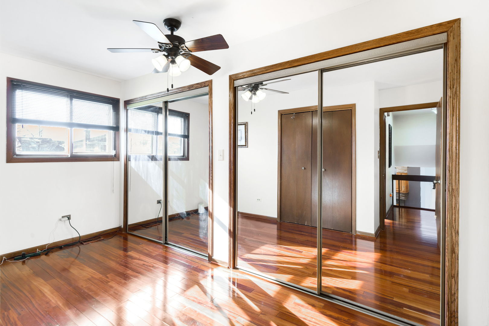 1200 Jacqueline Drive Crete, IL 60417 - Photo 15 of 21 a view of an empty room and window