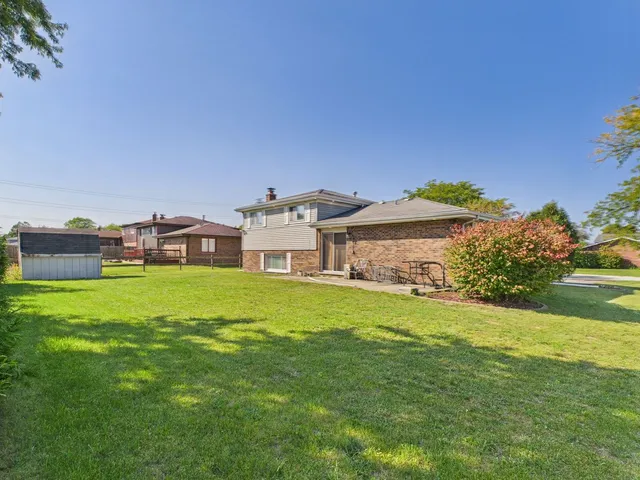 $305,000 | 1200 Jacqueline Drive, Crete, IL 60417