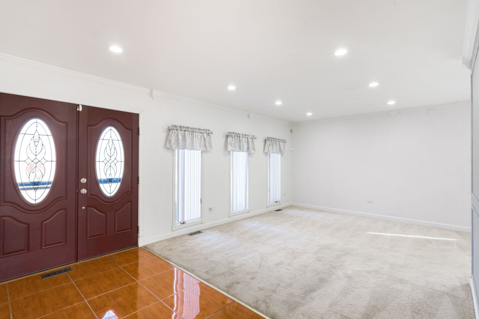 1200 Jacqueline Drive Crete, IL 60417 - Photo 3 of 21