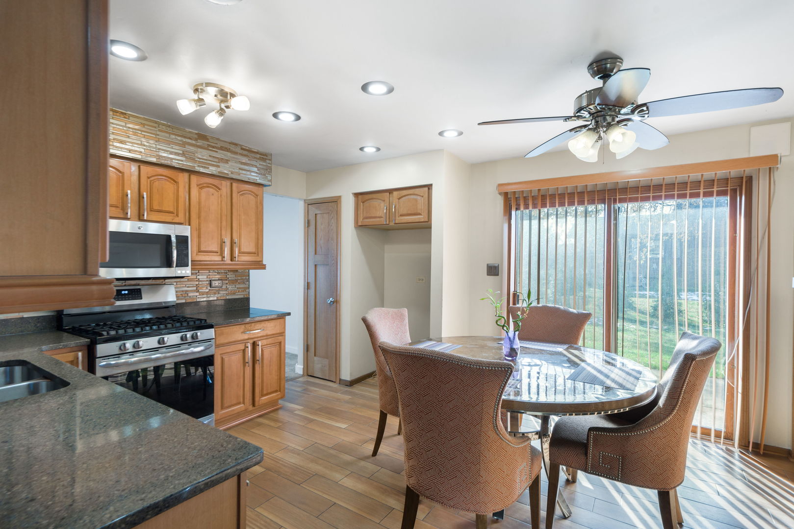 1200 Jacqueline Drive Crete, IL 60417 - Photo 6 of 21 a view of a a dining room with furniture window and wooden floor