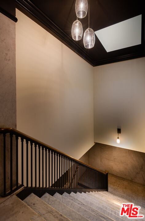 460 South Spring Street, Unit 1015 Los Angeles, CA 90013 - Photo 38 of 50 a view of entryway