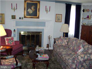 677 Durham Road Newtown, PA 18940 - Photo 5 of 6
