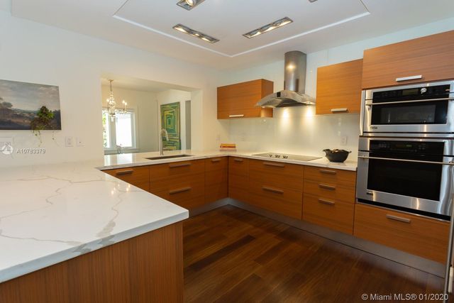 $1,360,000 | 6900 Capilla Street, Coral Gables, FL 33146