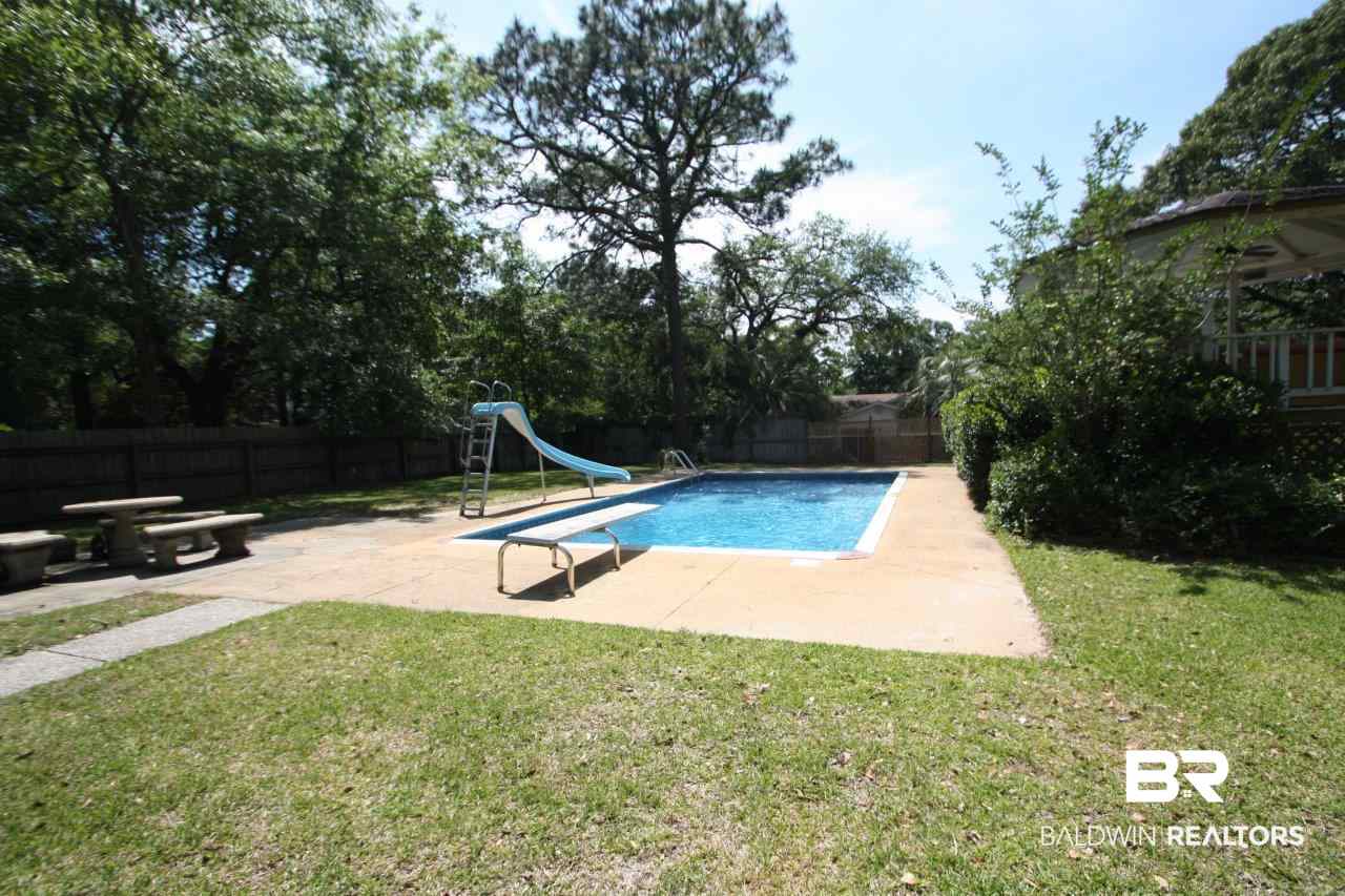 5900 McMurray Street Mobile, AL 36609 - Photo 16 of 19