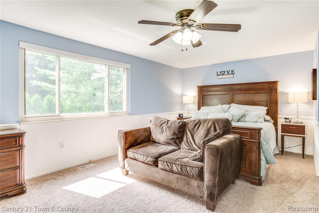 548 Ten Point Drive Rochester Hills, MI 48309 - Photo 28 of 46