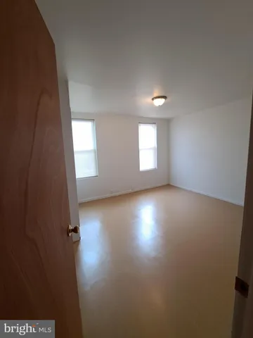 $950 | 528 Hart Lane, Philadelphia, PA 19134