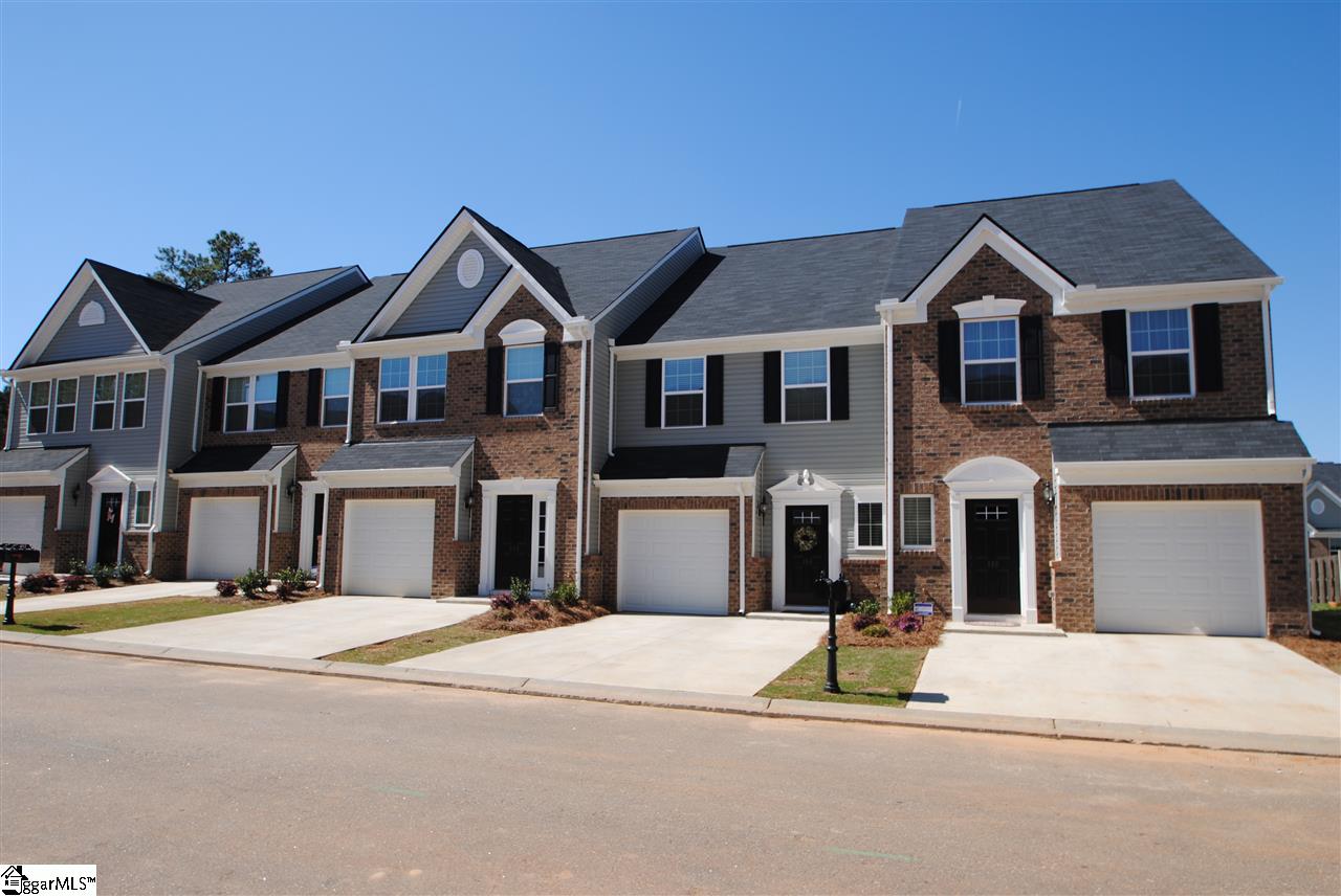 450 Christiane Way Greenville, SC 29607 - Photo 2 of 33 Gallery Image 2