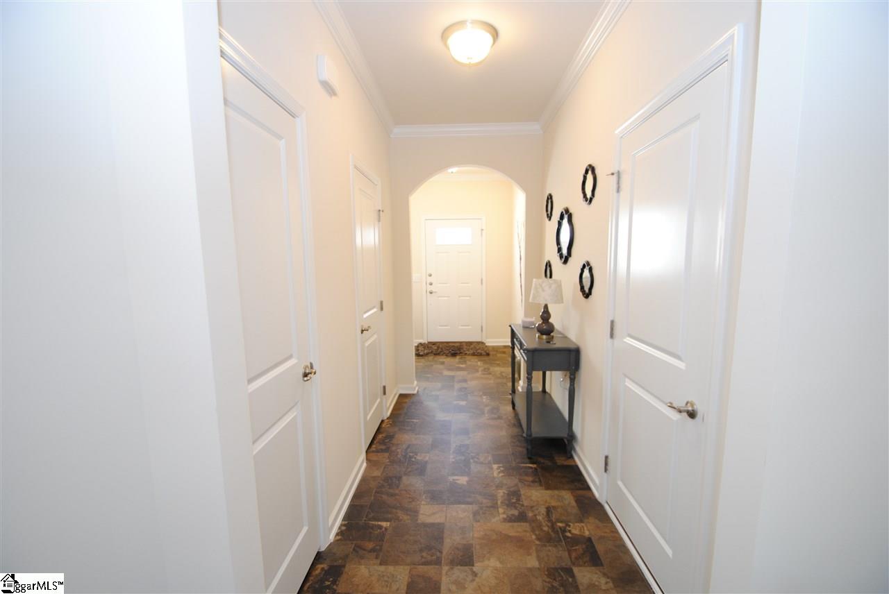 450 Christiane Way Greenville, SC 29607 - Photo 5 of 33 Gallery Image 5