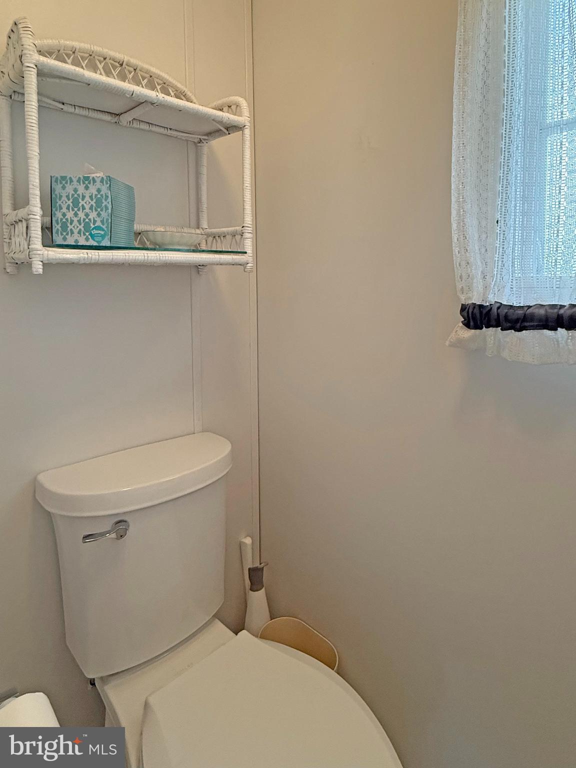22 Sunnyfield Road, Unit E13 Rehoboth Beach, DE 19971 - Photo 18 of 36 Water Closet