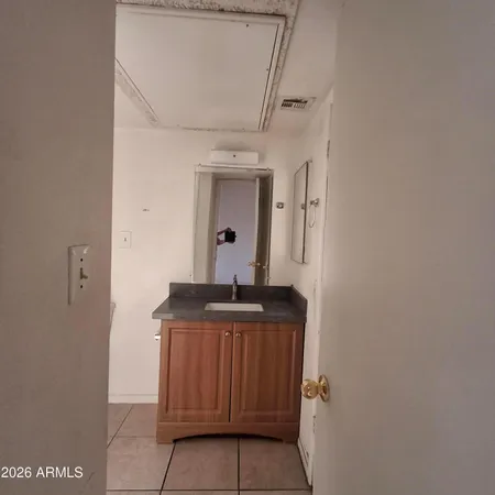 $850 | 8844 North 2nd Street, Unit B, Phoenix, AZ 85020