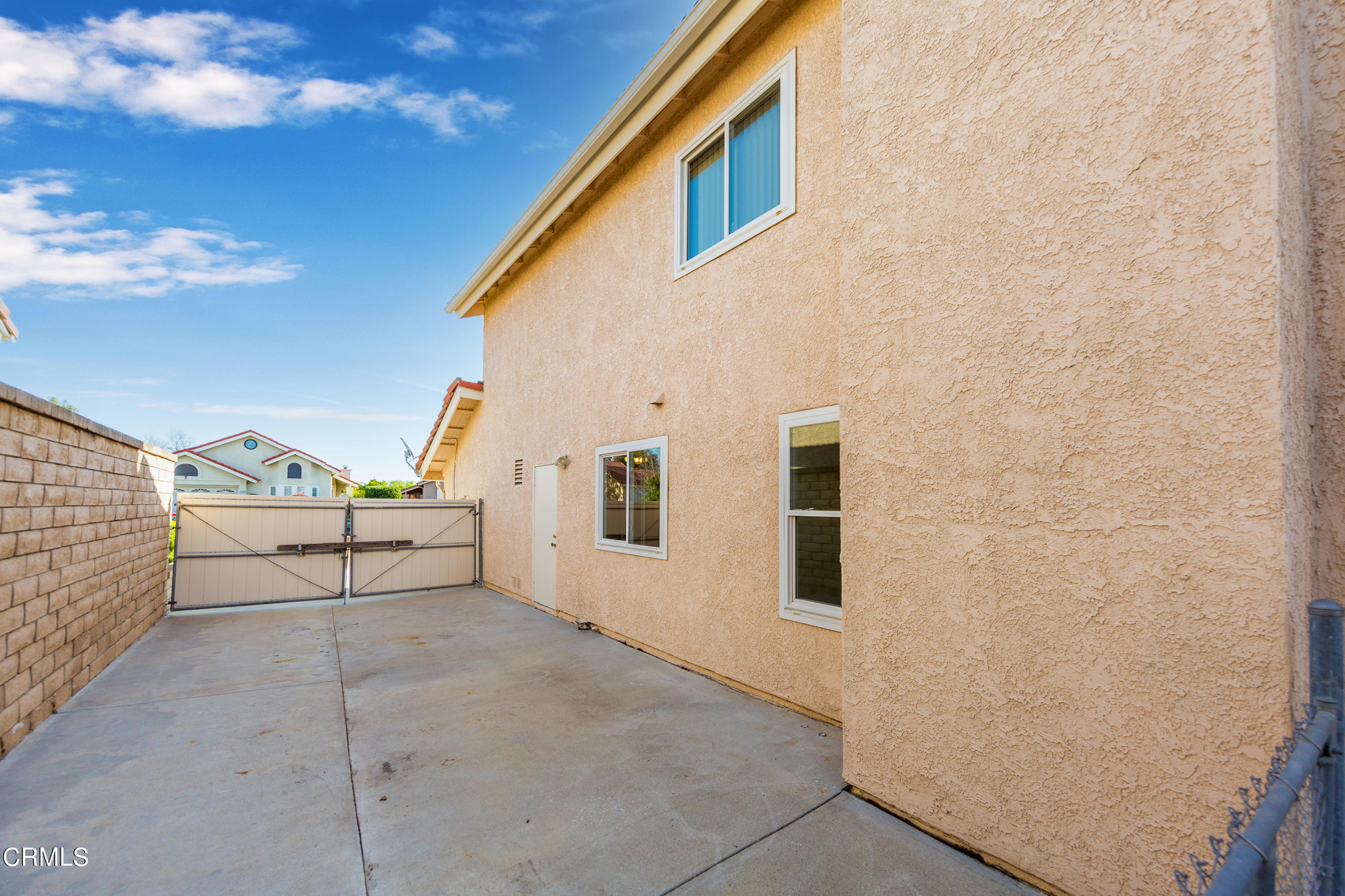6025 Palomar Circle Camarillo, CA 93012 - Photo 30 of 35 a view of a terrace