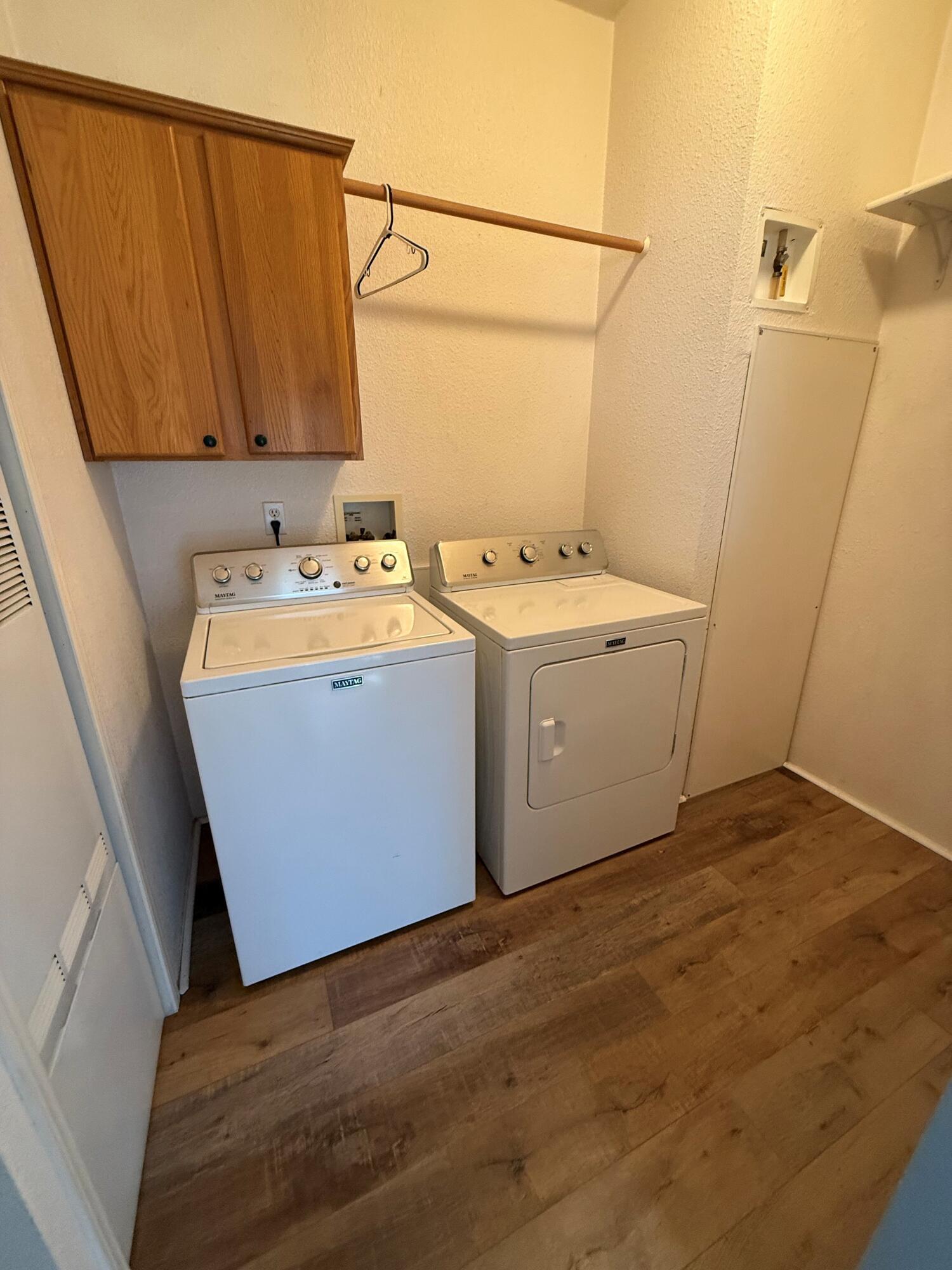 7623 Prairie Dog Drive Bonanza, OR 97623 - Photo 15 of 51 Laundry Room