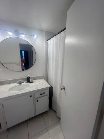 $1,800 | 2750 Northeast 183rd Street, Unit 1612, Aventura, FL 33160