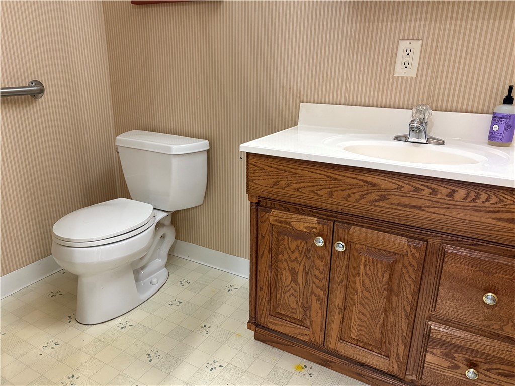 4073 Warner Road Marion, NY 14505 - Photo 27 of 46 Half bath