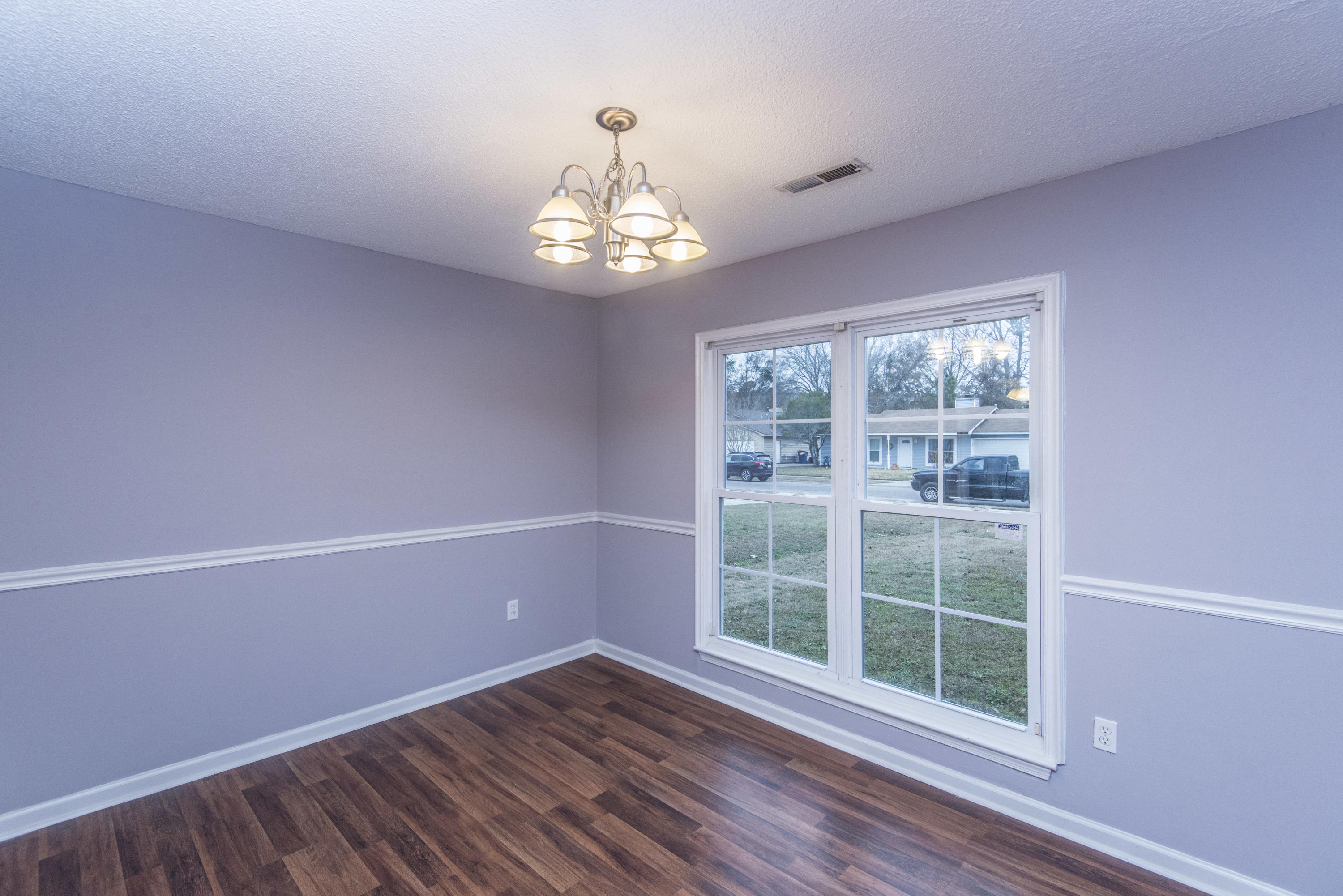 109 Coachman Lane Summerville, SC 29486 - Photo 11 of 44 _DSC4241