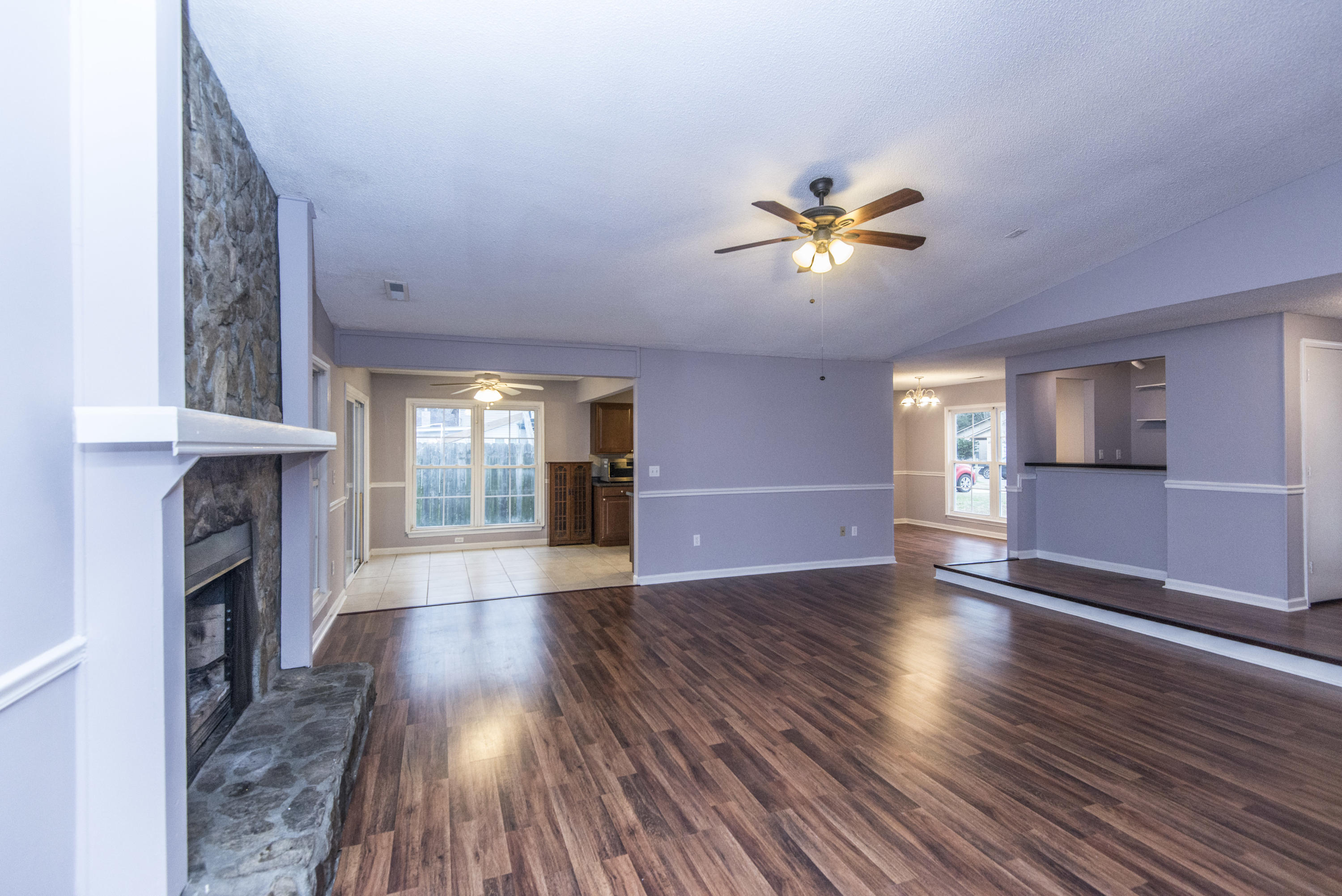 109 Coachman Lane Summerville, SC 29486 - Photo 8 of 44 _DSC4237