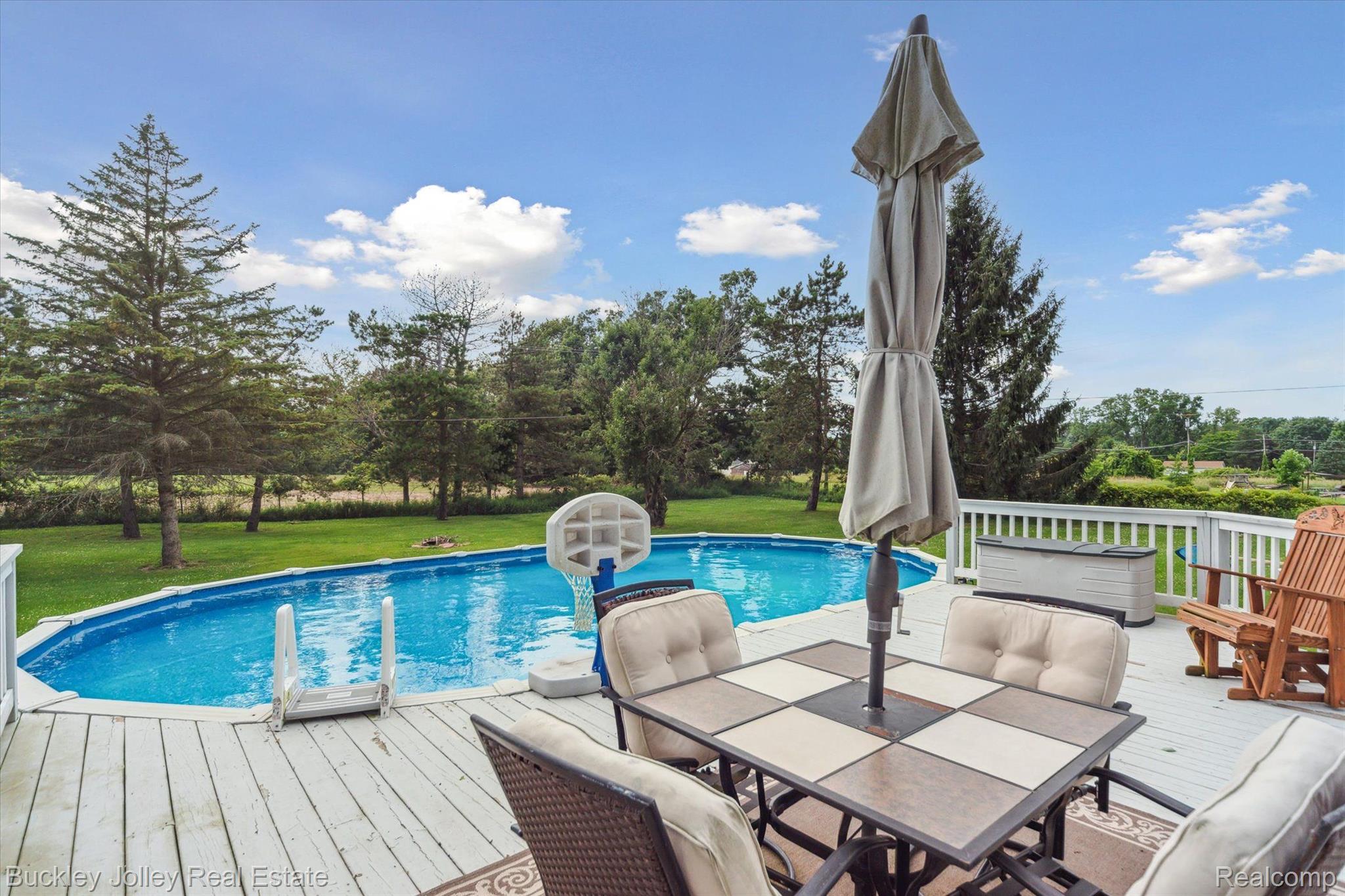 5649 Byron Road Howell, MI 48855 - Photo 8 of 29 Dine by the Pool