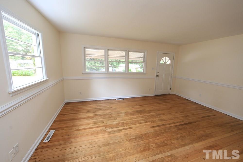 1634 Greenbriar Road Durham, NC 27701 - Photo 4 of 12