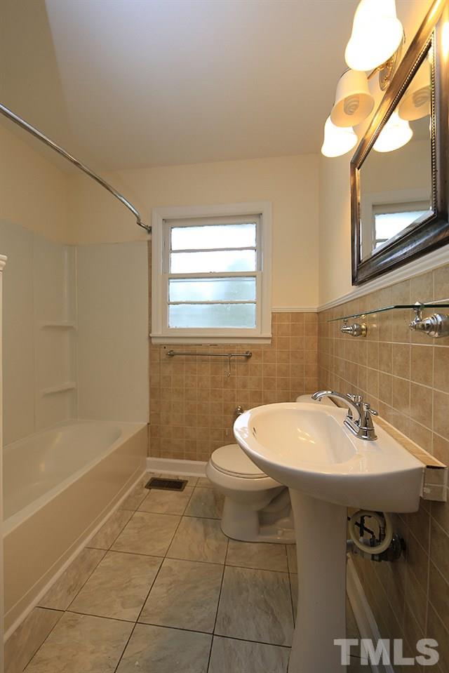 1634 Greenbriar Road Durham, NC 27701 - Photo 10 of 12