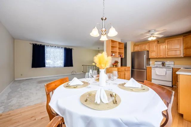 $299,900 | 1766 Poplar Path, Stevensville, MI 49127