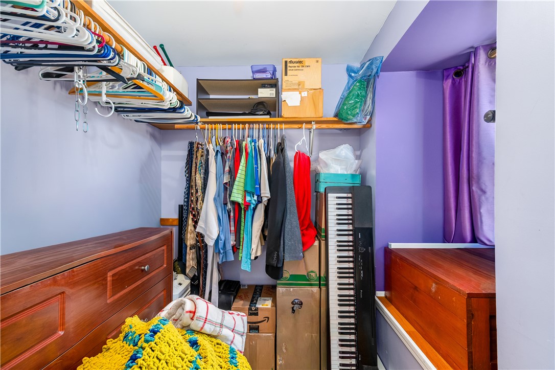 546 River Road Lincoln, RI 02865 - Photo 6 of 24 Primary Walk in Closet