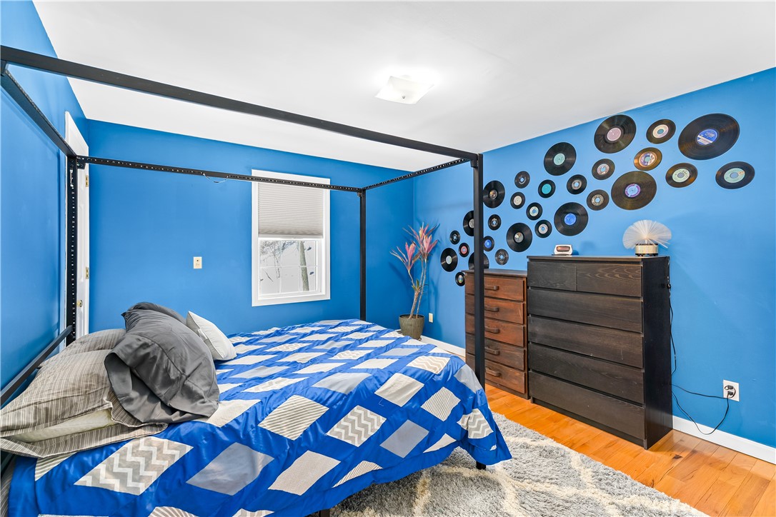 546 River Road Lincoln, RI 02865 - Photo 7 of 24 2nd Bedroom