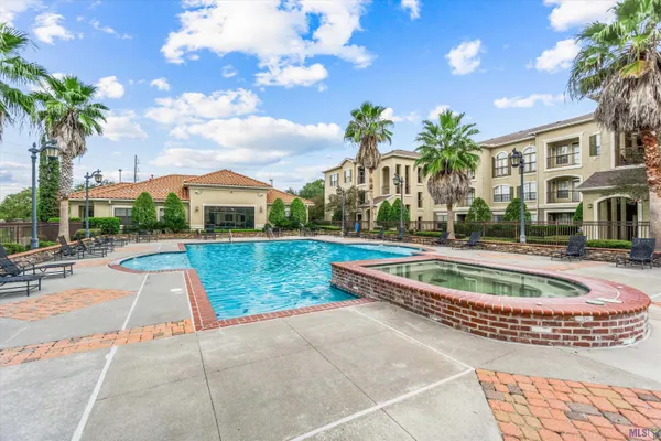 $174,900 | 6765 Corporate Boulevard, Unit 2210, Baton Rouge, LA 70809