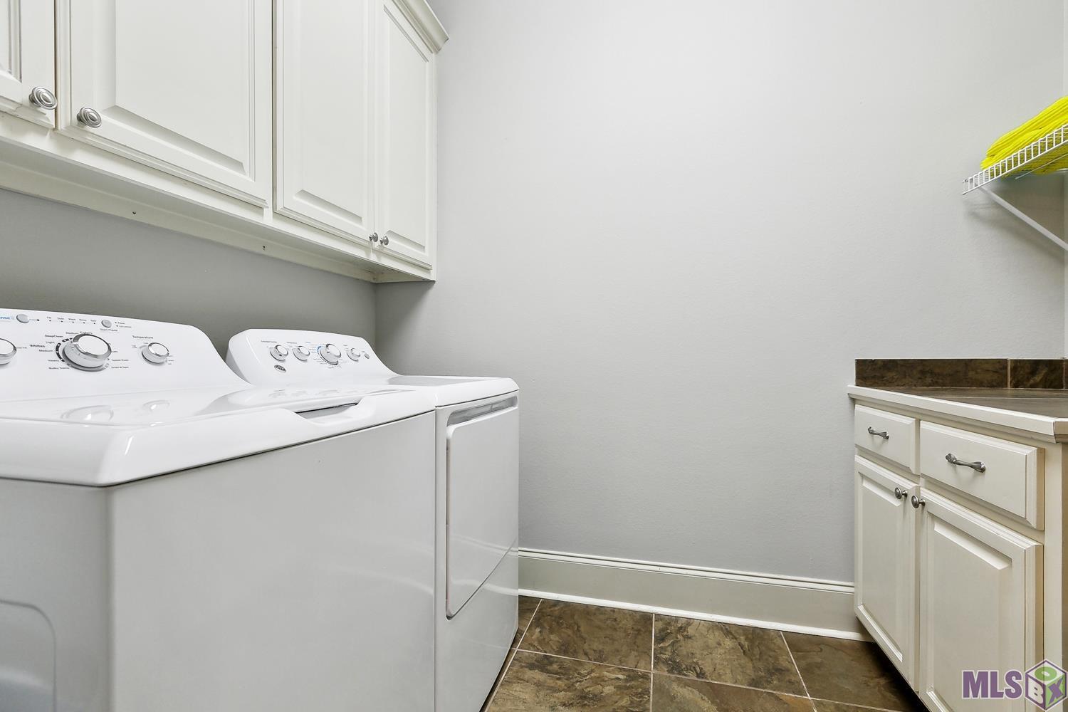 3005 Rue D Orleans Baton Rouge, LA 70810 - Photo 21 of 23 Laundry