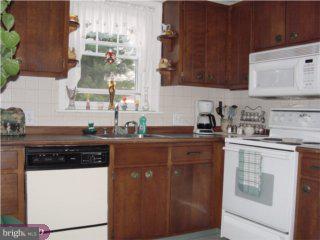 1168 North Pleasantview Road Pottstown, PA 19464 - Photo 3 of 6 Gallery Image 3