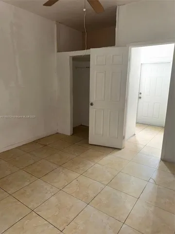 $1,000 | 401 Northeast 174th Street, North Miami Beach, FL 33162