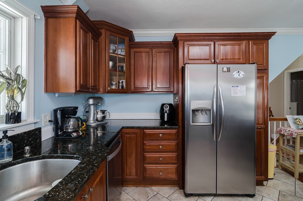 21 School Street, Unit 1 Braintree, MA 02184 - Photo 5 of 20 Gallery Image 5