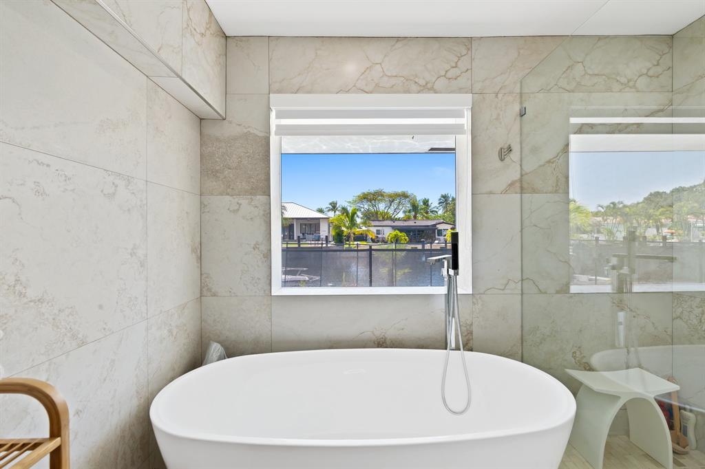 420 Southeast 13th Avenue Pompano Beach, FL 33060 - Photo 13 of 28