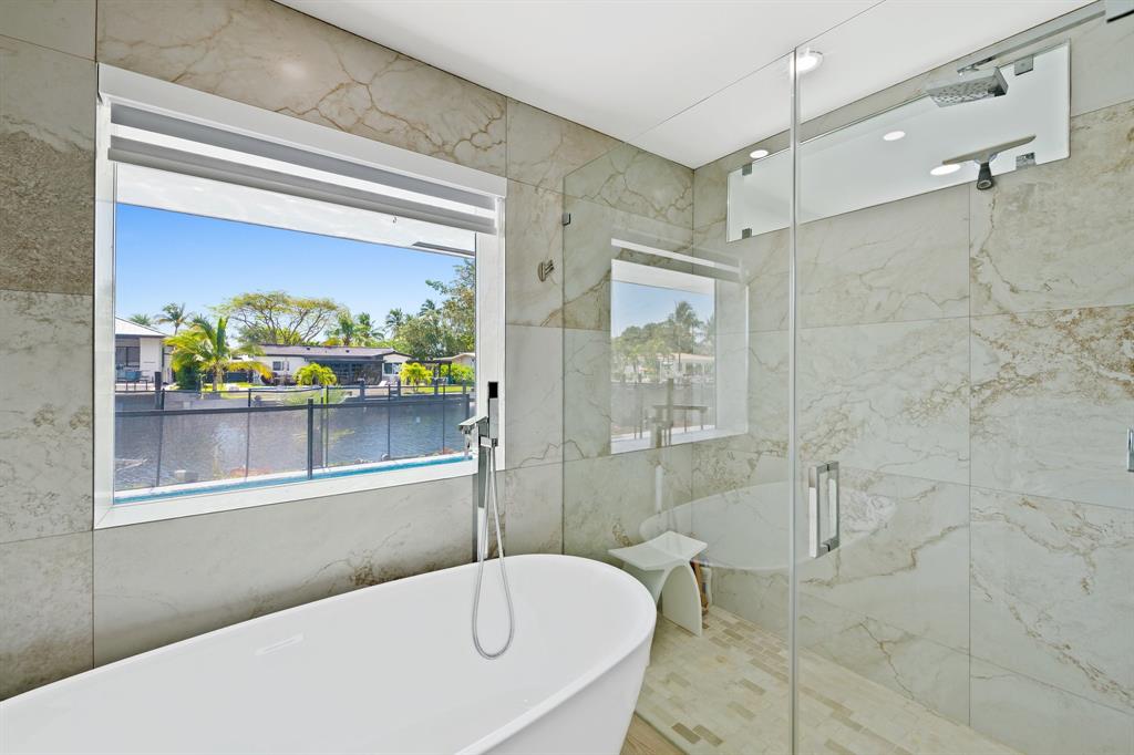 420 Southeast 13th Avenue Pompano Beach, FL 33060 - Photo 14 of 28