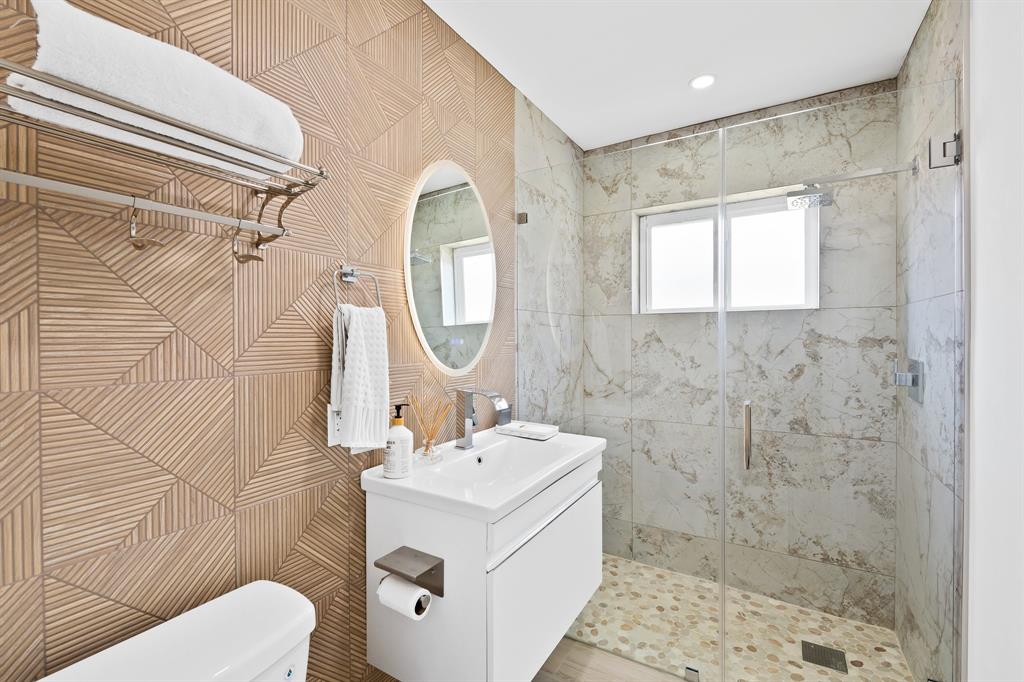 420 Southeast 13th Avenue Pompano Beach, FL 33060 - Photo 19 of 28