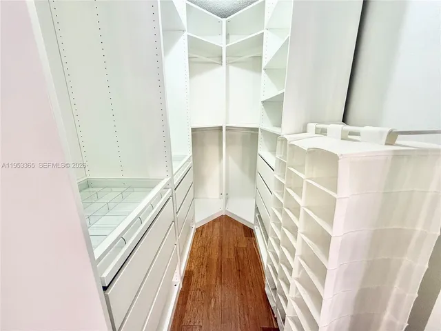 $1,750 | 901 Northeast 14th Avenue, Unit 104, Hallandale Beach, FL 33009