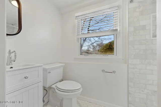 $10,000 | 48 Meyer Place, Riverside, CT 06878