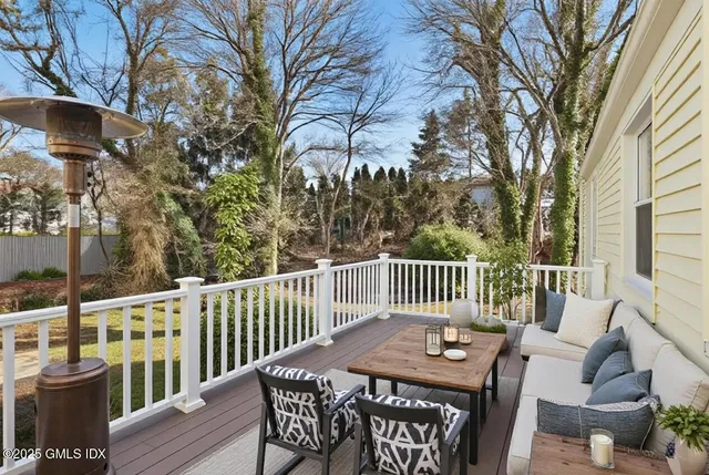 $10,000 | 48 Meyer Place, Riverside, CT 06878