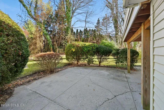 $10,000 | Undisclosed Address, Riverside, CT 06878